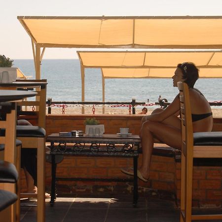 Club Turtas Beach Konaklı Екстериор снимка